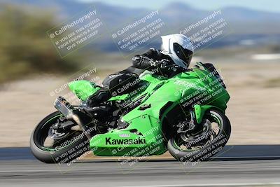 media/Jan-15-2026-Racers Edge (Thu) [[dfebeb70ab]]/3-B Group/Session 1 Turn 8/